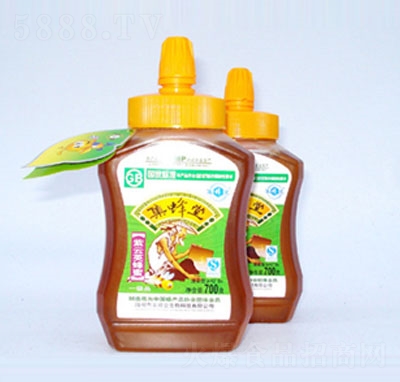 ����������Ӣ����700��