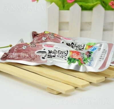 ���С���ȴ��b