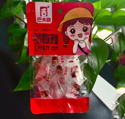 �����ܰ����ζӲ�ǹ���ʳ30��