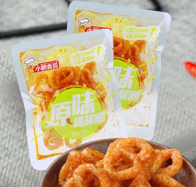 小鵬食品原味甜甜圈辣條休閑零食
