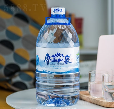 ��ɽɽȪ�����ȻȪˮ���̴������b���ˮͰ�bˮ