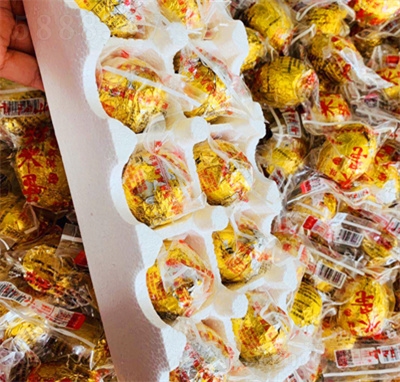 ���ɽ���10ö�b���bŴ�׵����eʳƷ