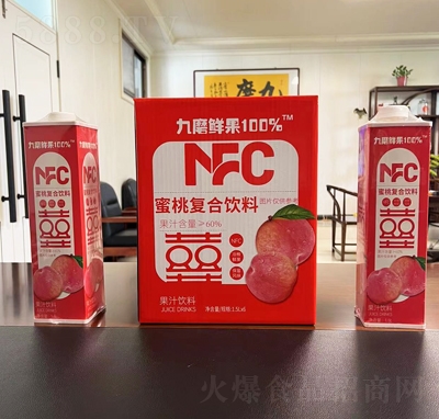 ��ĥ�r��100%���ҏͺϹ�֭���1.5LX6ƿ