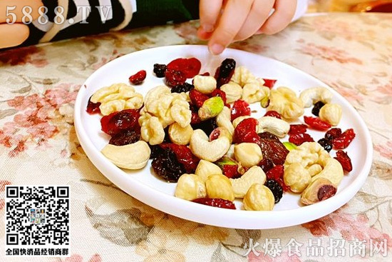 良品鋪?zhàn)哟虿钗桓偁帗尅磅r”賽道 良品鋪?zhàn)哟虿钗桓偁帗尅磅r”賽道