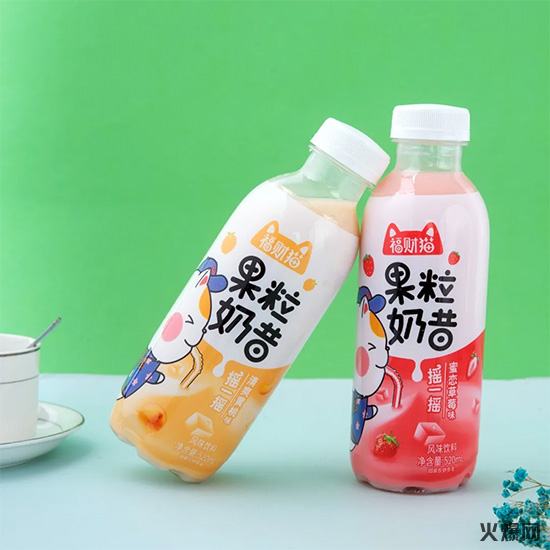 福財(cái)貓果粒奶昔 福財(cái)貓果粒奶昔